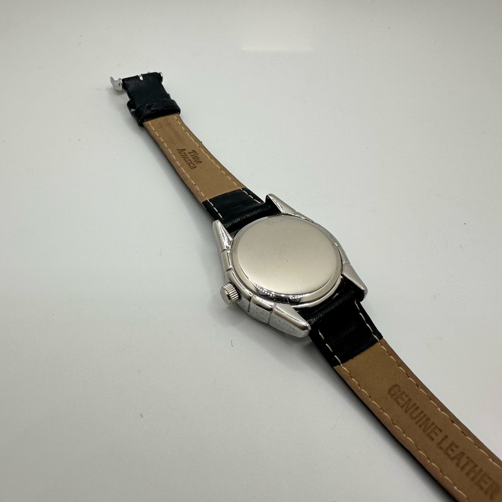 Woman’s American Spirit Divers Style Quartz Watch - Picture 6 of 8